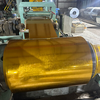 Dobra cena Wstępnie pomalowane galwanizowane blachy żelaza PPGI cewki Farbowe powlekane JIS GS KS Certyfikaty Nieznacznie cięte w Internecie